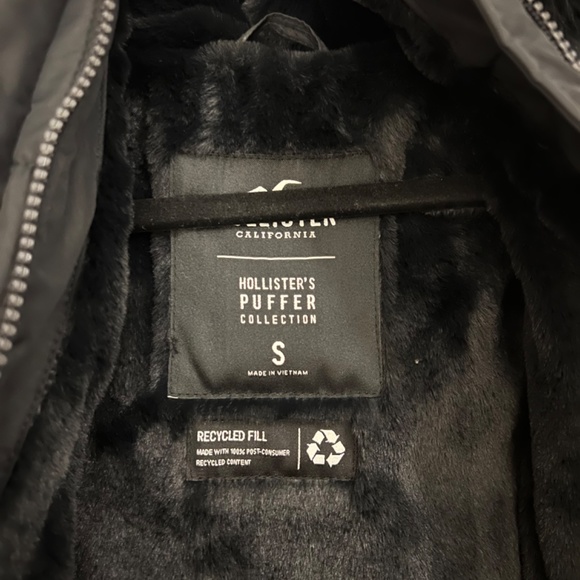 Hollister winter jacket - Picture 3 of 4